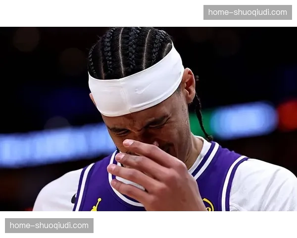 贾克森海斯防守数据：限制对手命中率36.7%